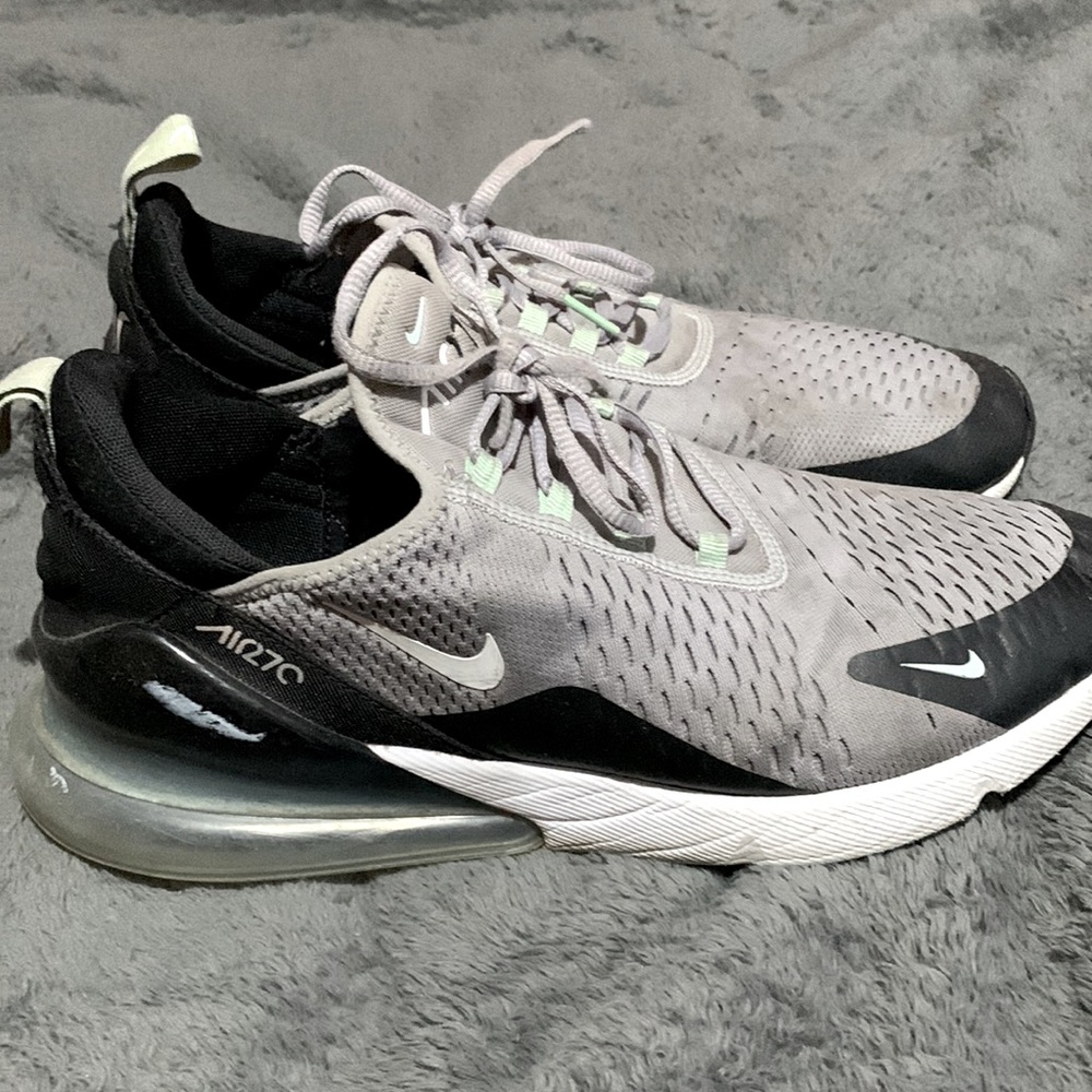 Nike Air Max 270's